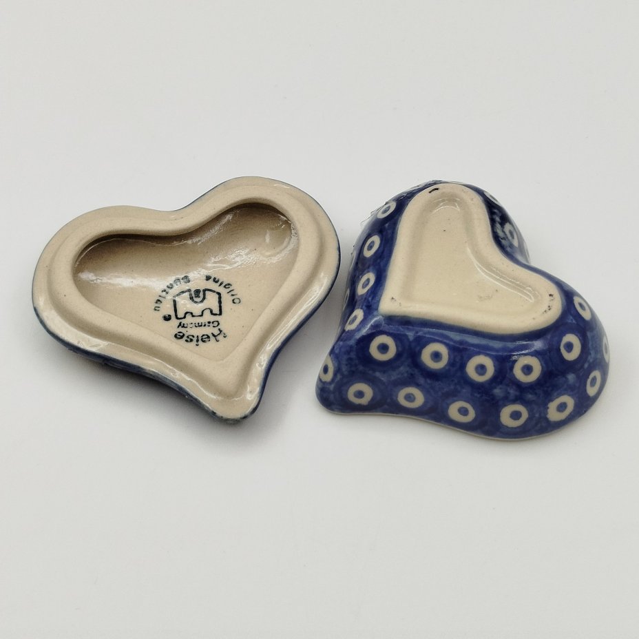 Шкатулка миниатюрная в форме сердца