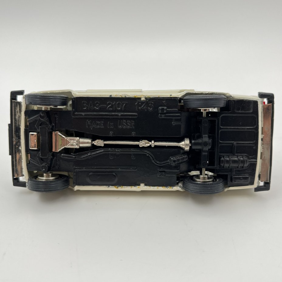 Модель автомобиля "ВАЗ 2107", масштаб 1:43, металл, пластик, СССР, 1980-1990 гг.
