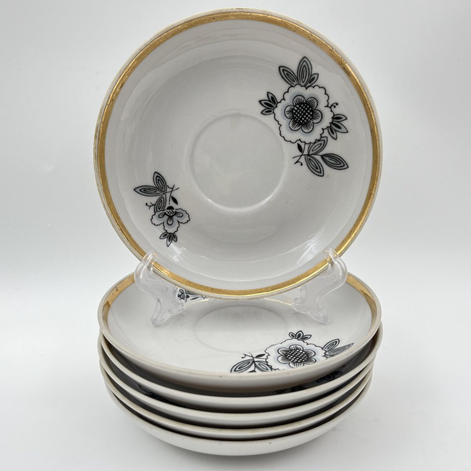 Сервиз кофейный на 6 персон (14 предметов), украшенный цветами, фарфор, деколь, золочение, Дулевский фарфоровый завод (Дулёво), СССР, 1968-1990 гг.
