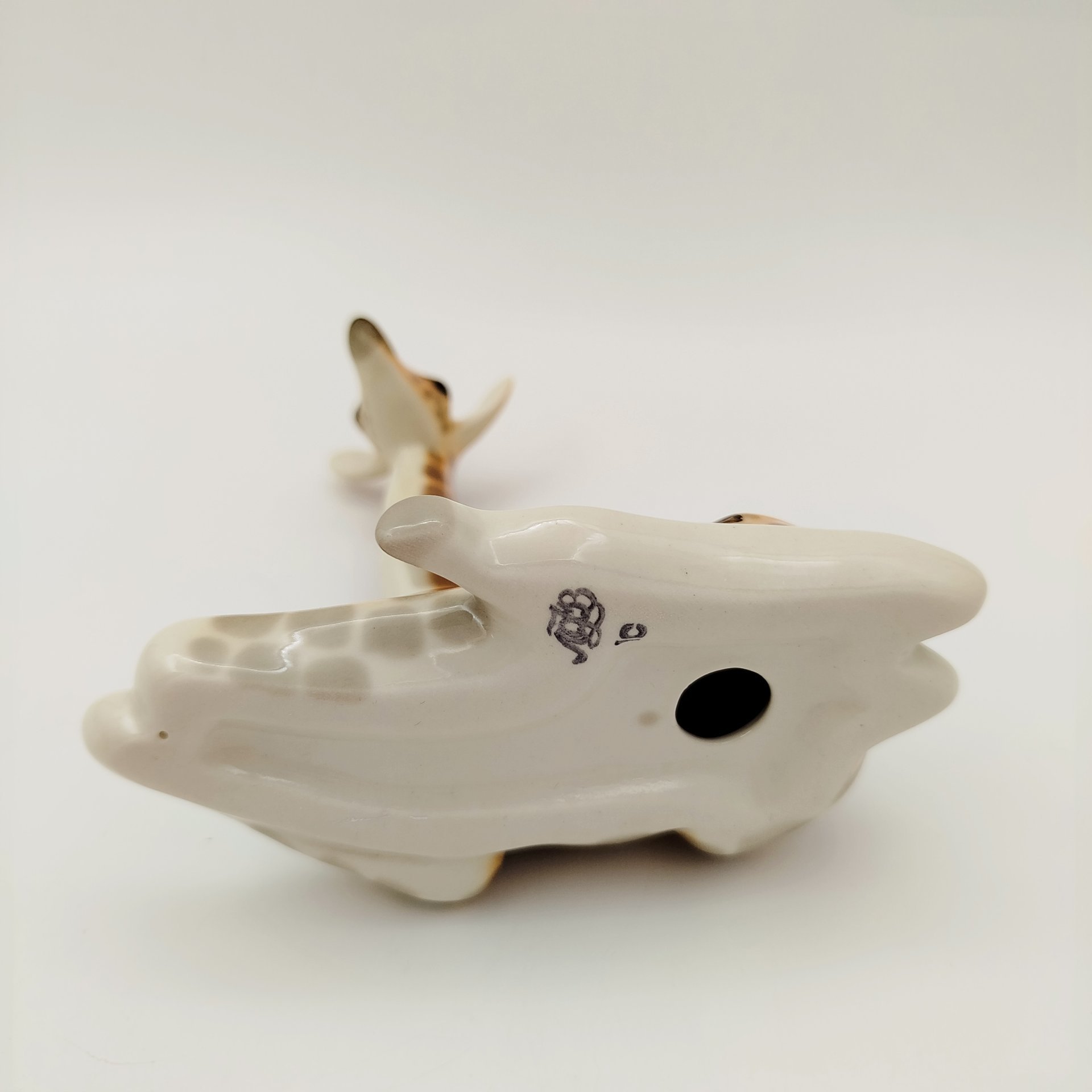 Статуэтка "Жираф", скульптор П.П. Веселов, фарфор, аэрография, Ленинградский фарфоровый завод (ЛФЗ), СССР, 1970-1990 гг.