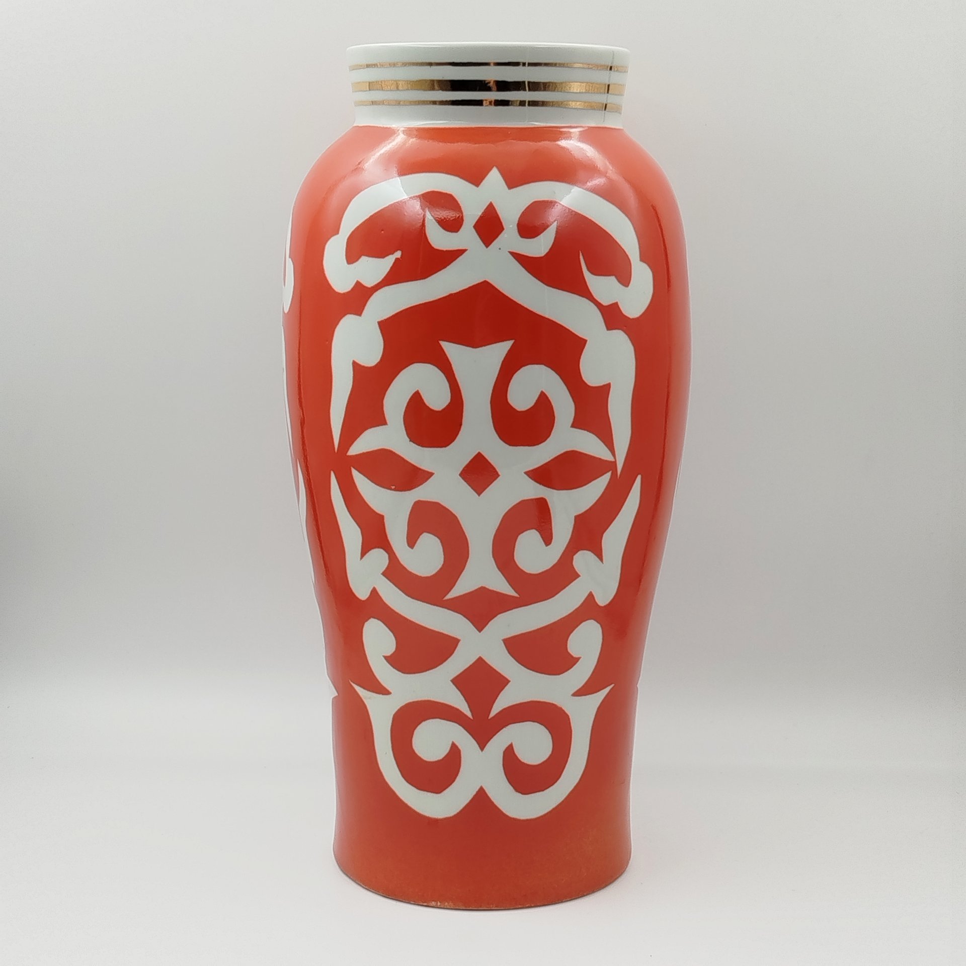 Ваза большая "Пахта", фарфор, крытье, золочение, СССР, 1970-1990 гг.