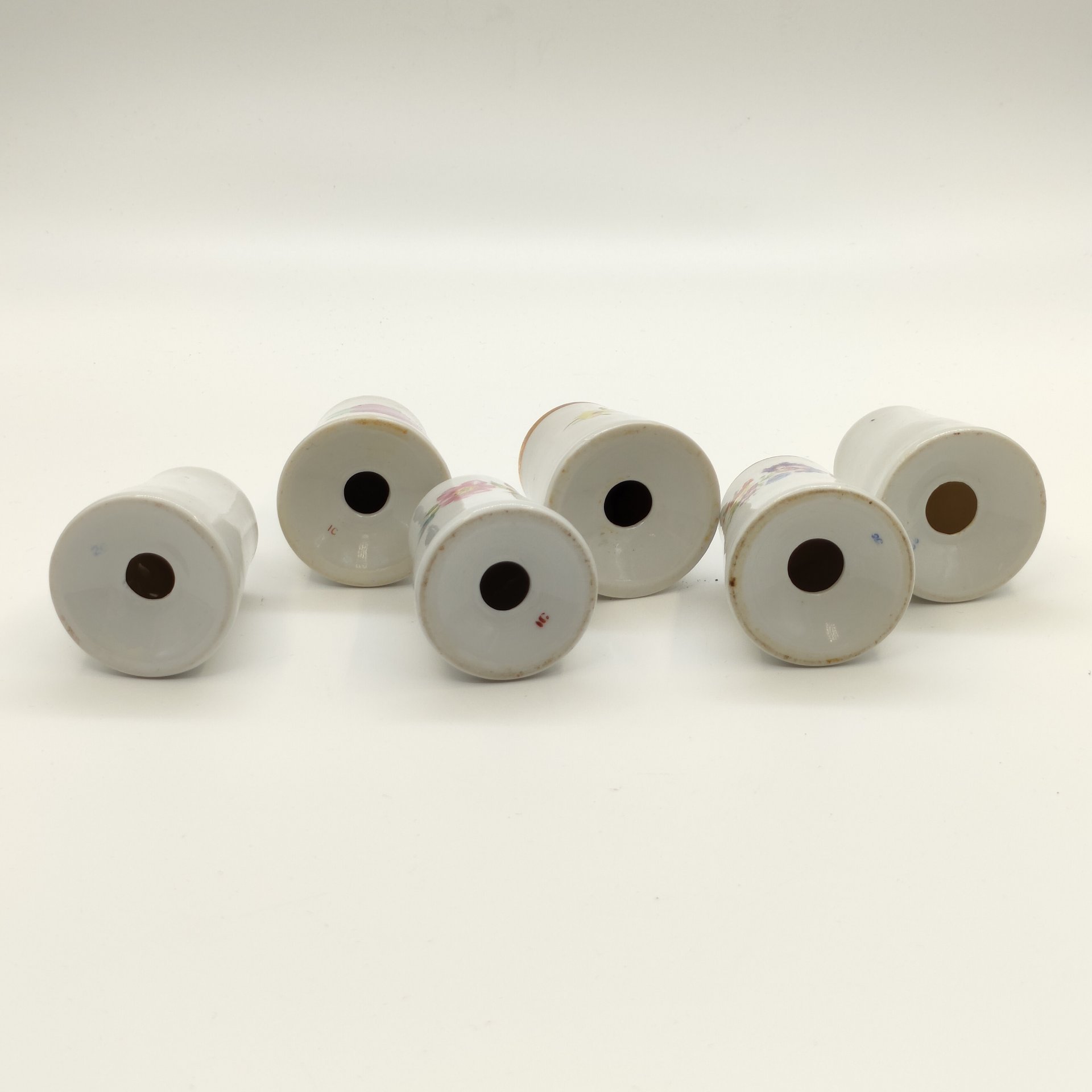 Набор из 6-ти солонок/перечниц с цветочным декором (в подборе)