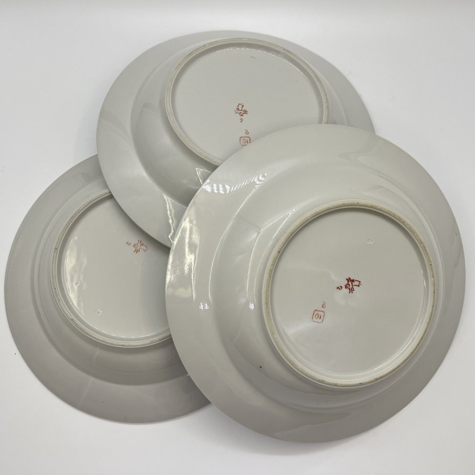 Набор суповых тарелок на 3 персоны, фарфор, золочение, Фарфоровый завод «Пролетарий» (Бронница, Мста), СССР, 1967-1975 гг.