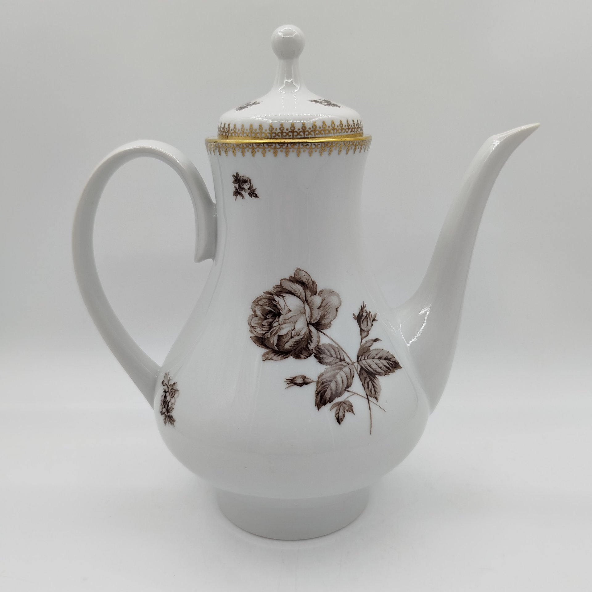 Чайник (кофейник), украшенный цветочным декором, Kahla-Könitz