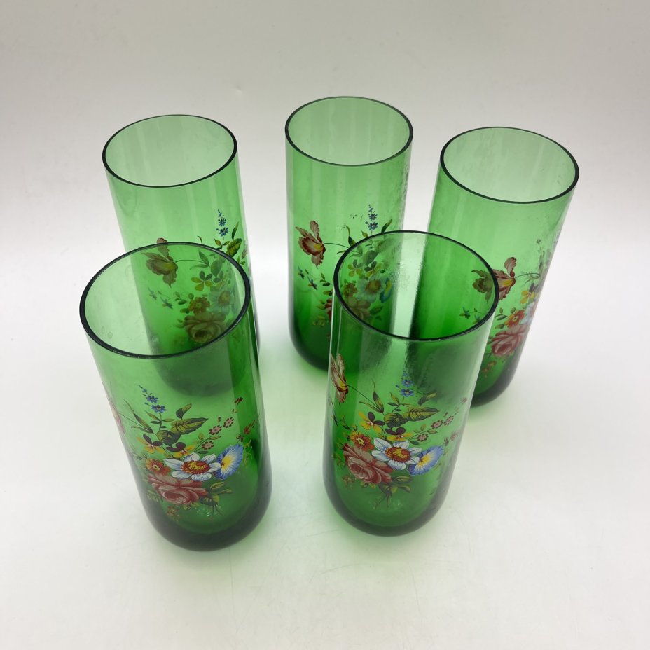 Набор из 5 стаканов в зеленом оттенке с цветочным декором