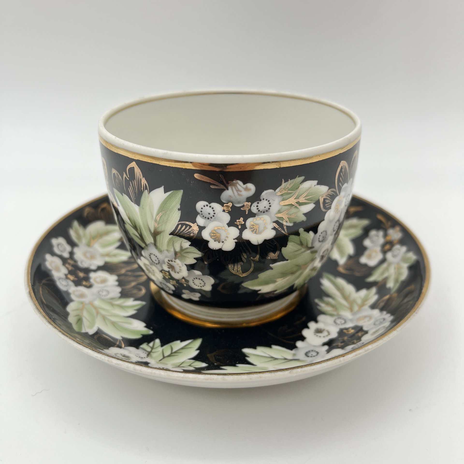 Пара чайная "Цветущая калина", форма "Стандарт"