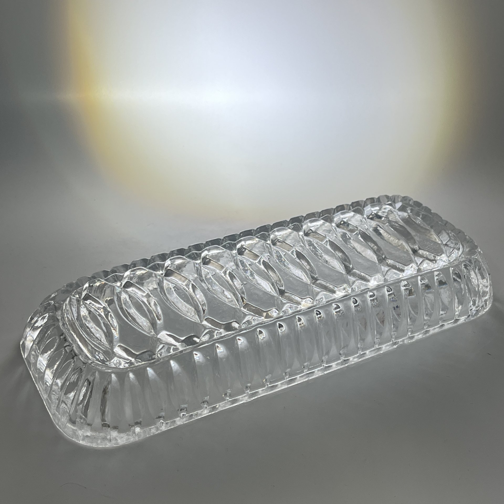 Селёдочница с резным геометрическим декором, хрусталь, алмазная грань, СССР, 1970-1990 гг.