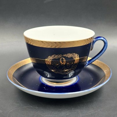 Пара чайная "9 мая" ("День Победы"), фарфор, крытье кобальтом, золочение, Ленинградский фарфоровый завод (ЛФЗ), СССР, 1970-1992 гг.