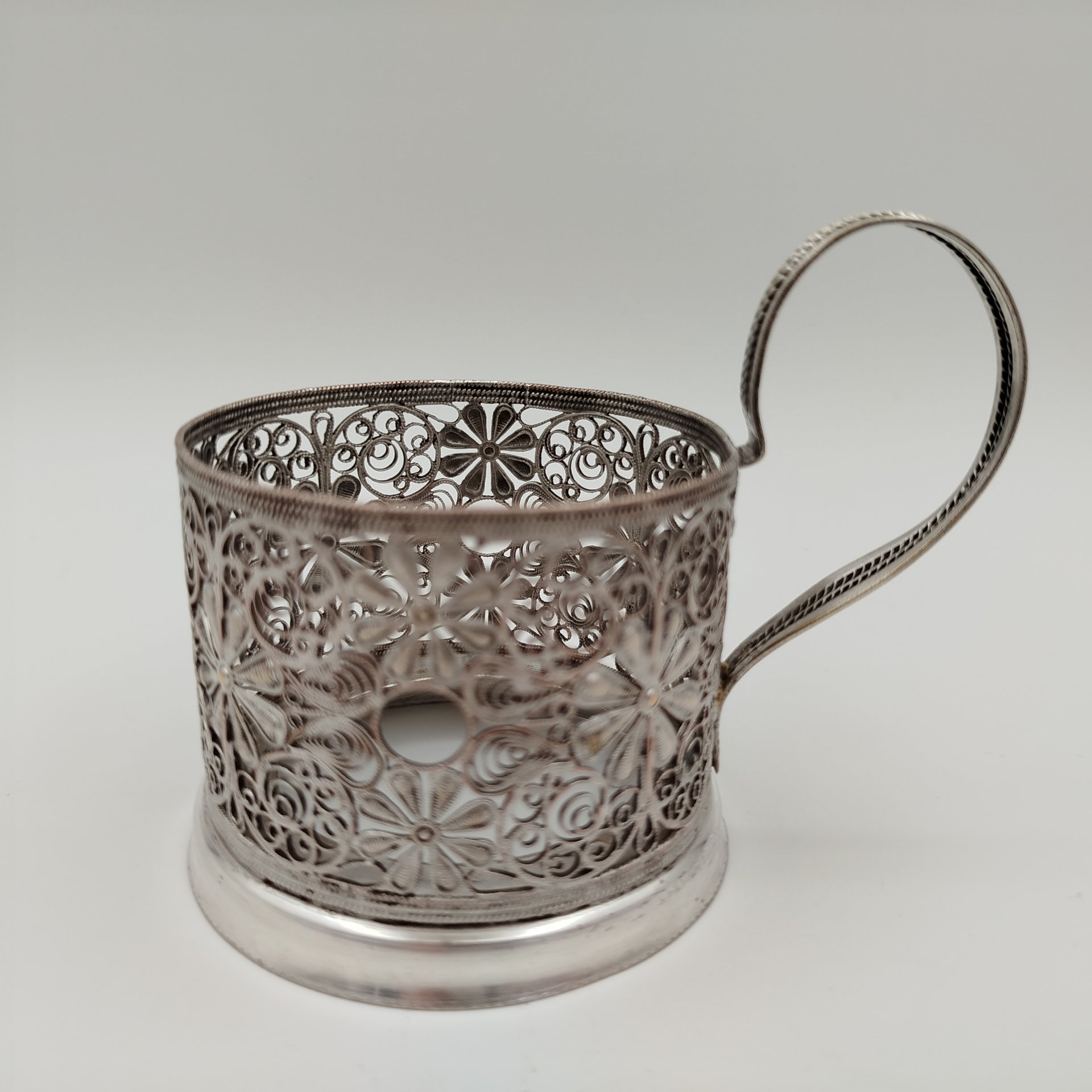 Подстаканник ажурный, мельхиор (медь-никель), скань, Красносельский ювелирный завод, СССР, 1960-1990 гг., Красносельский ювелирный завод