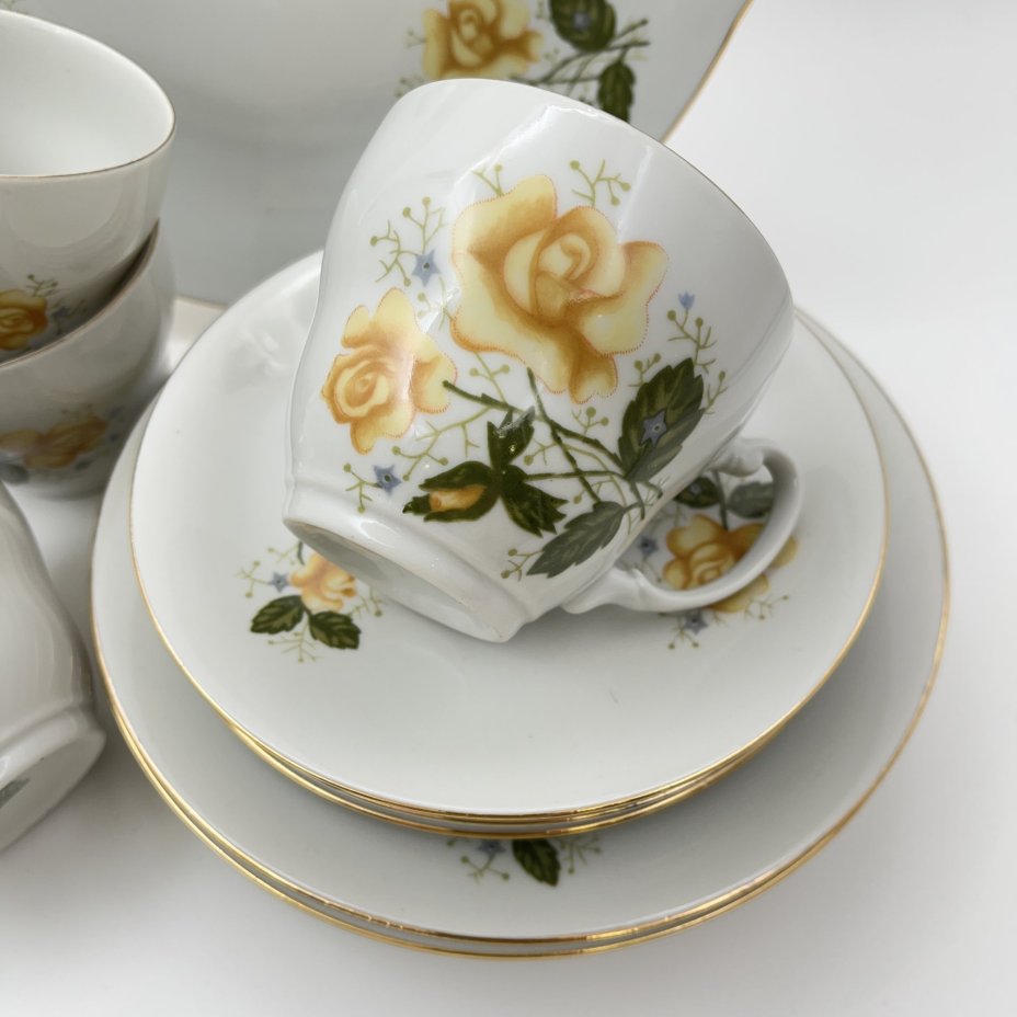 Набор чайно-кофейный с цветочным декором на 4 персоны, фарфор, деколь, золочение, Wloclawek (Влоцлавская фаянсовая фабрика), Польша, 1960-1980 гг.