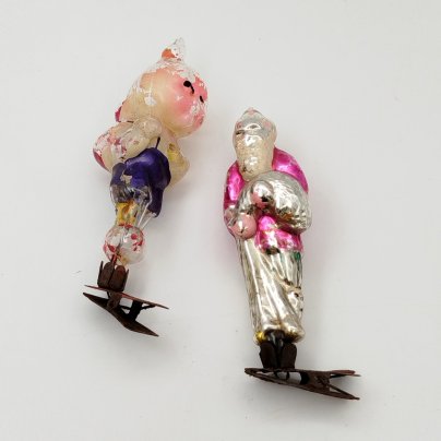 Набор винтажных ёлочных игрушек "Старик с неводом" из "Сказки о золотой рыбке" и "Чиполлино", стекло, металл, роспись, СССР, 1950-1960 гг.