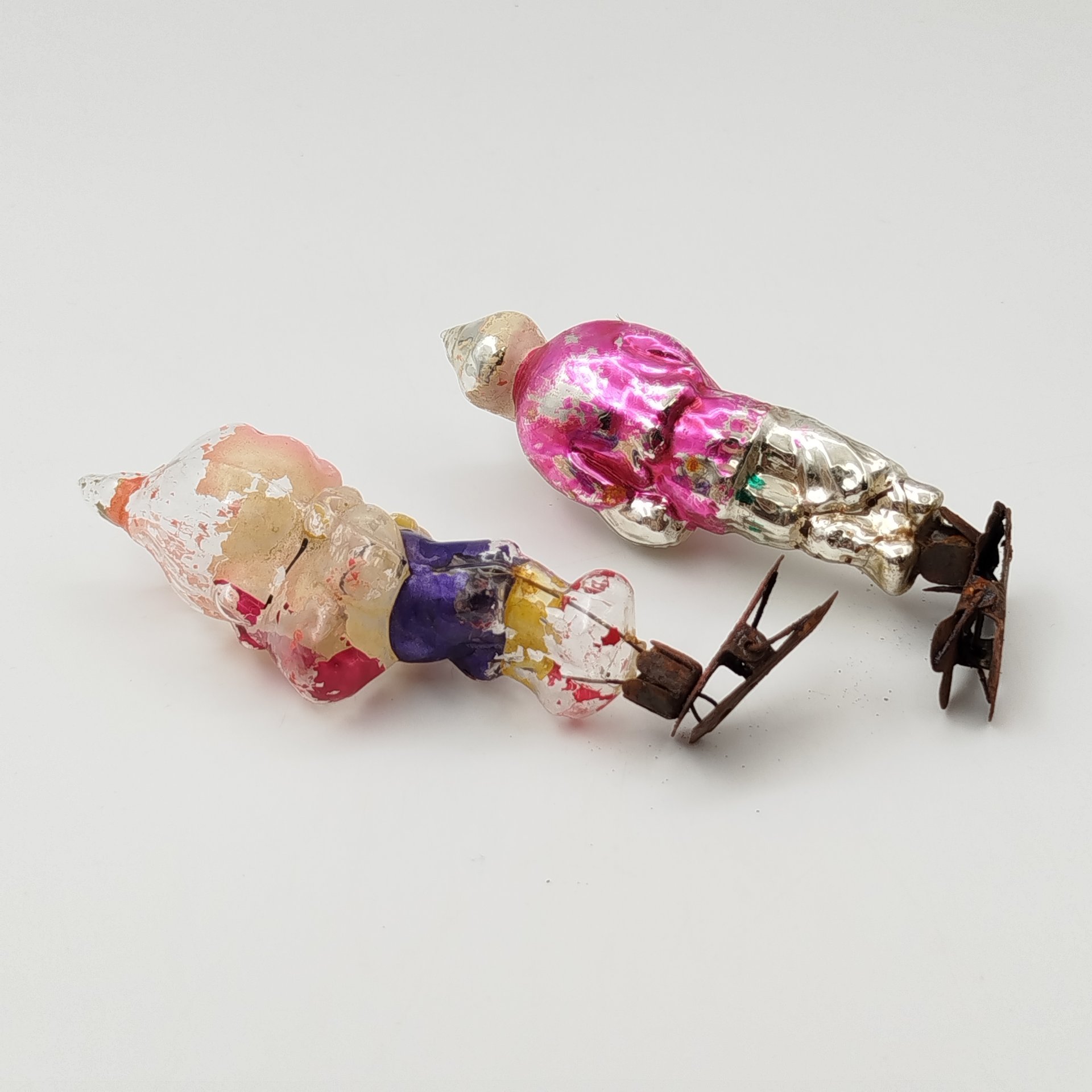 Набор винтажных ёлочных игрушек "Старик с неводом" из "Сказки о золотой рыбке" и "Чиполлино", стекло, металл, роспись, СССР, 1950-1960 гг.