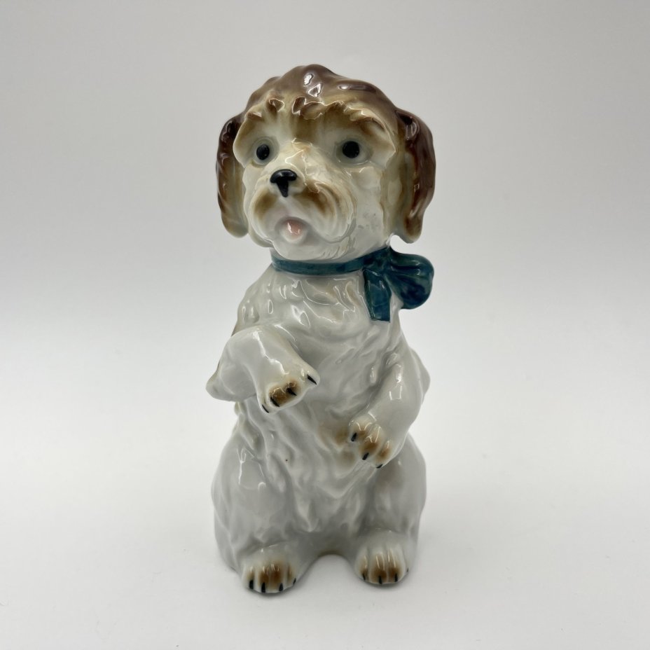 Статуэтка "Собачка на задних лапах"