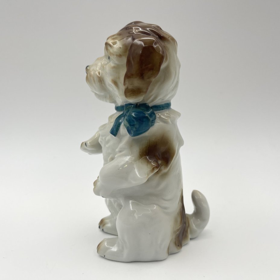 Статуэтка "Собачка на задних лапах"