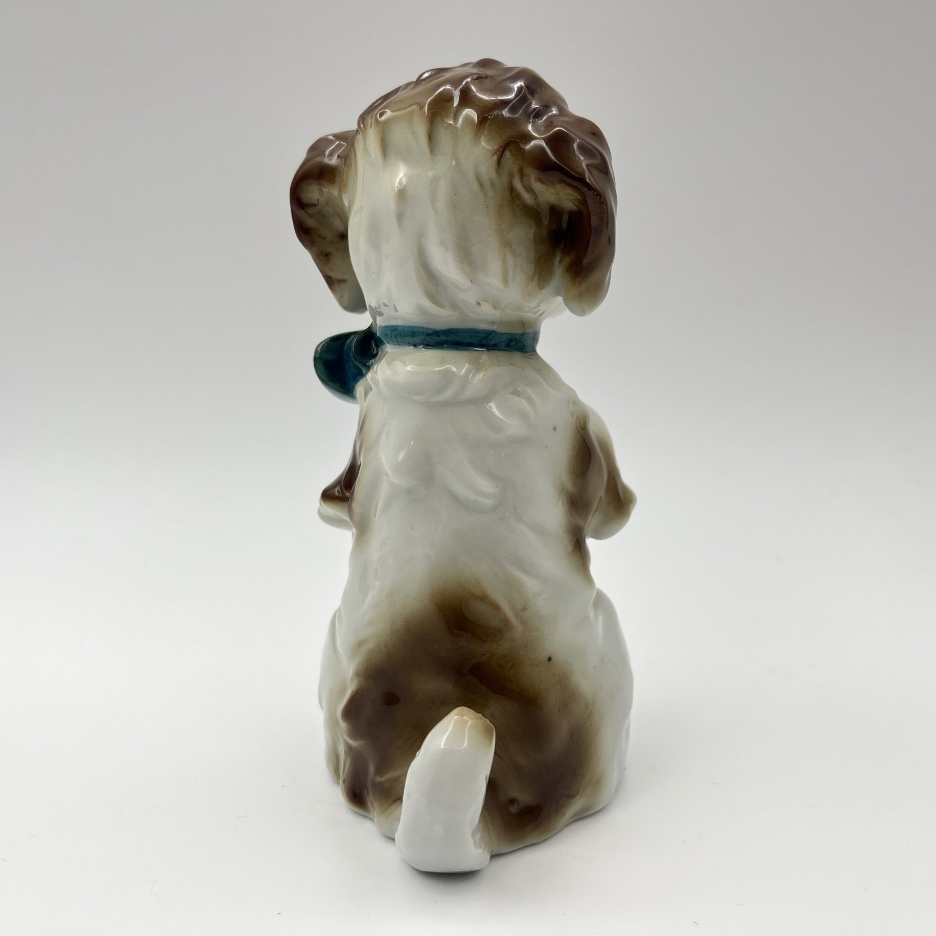 Статуэтка "Собачка на задних лапах"