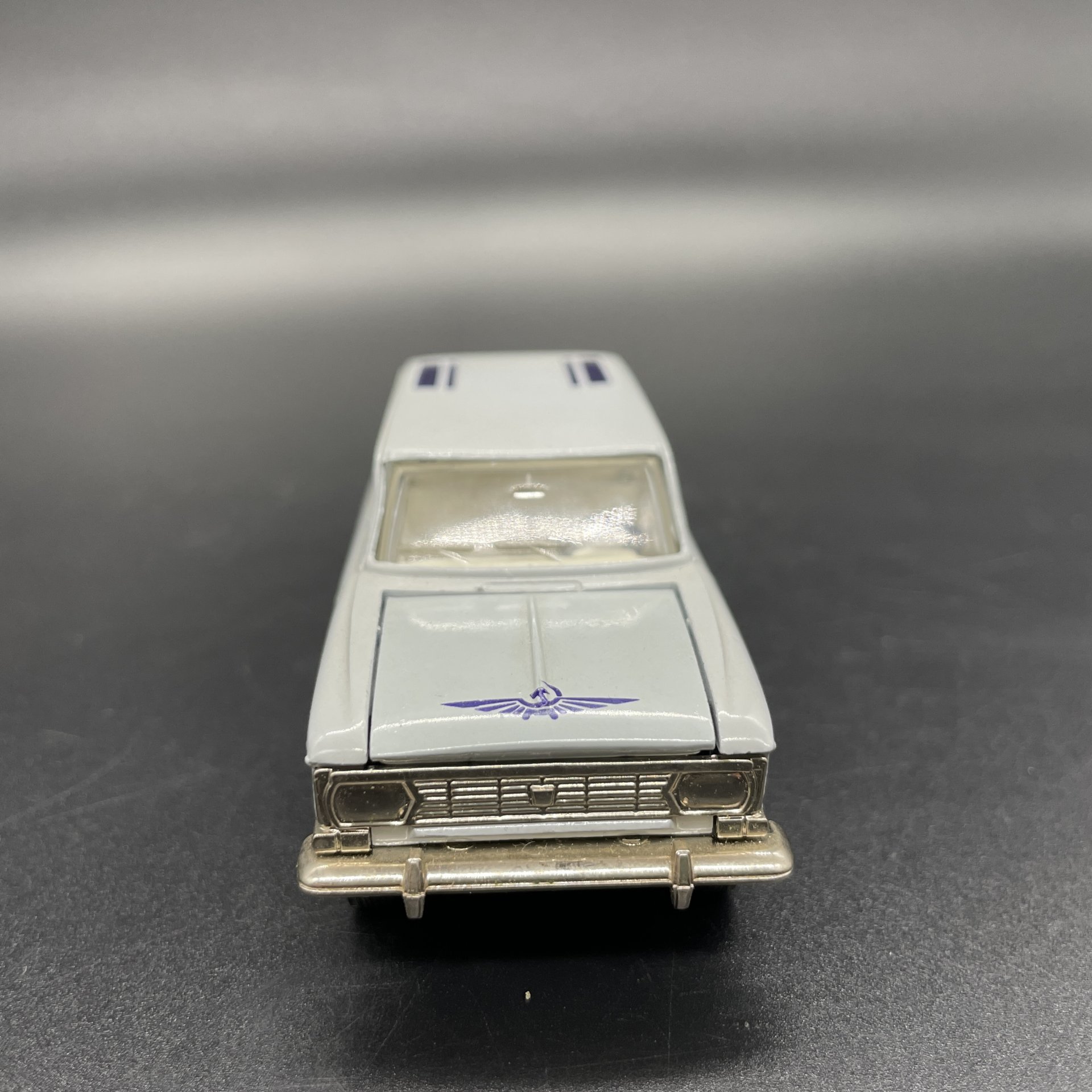 Модель автомобиля "Москвич-426" (Аэрофлот, серый) 1:43