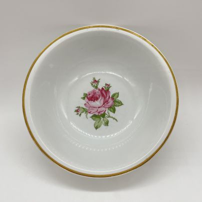 Салатник (блюдо для сервировки стола), украшенный изображением розы, фарфор, деколь, золочение, Kahla, Германия, 1970-1990 гг.