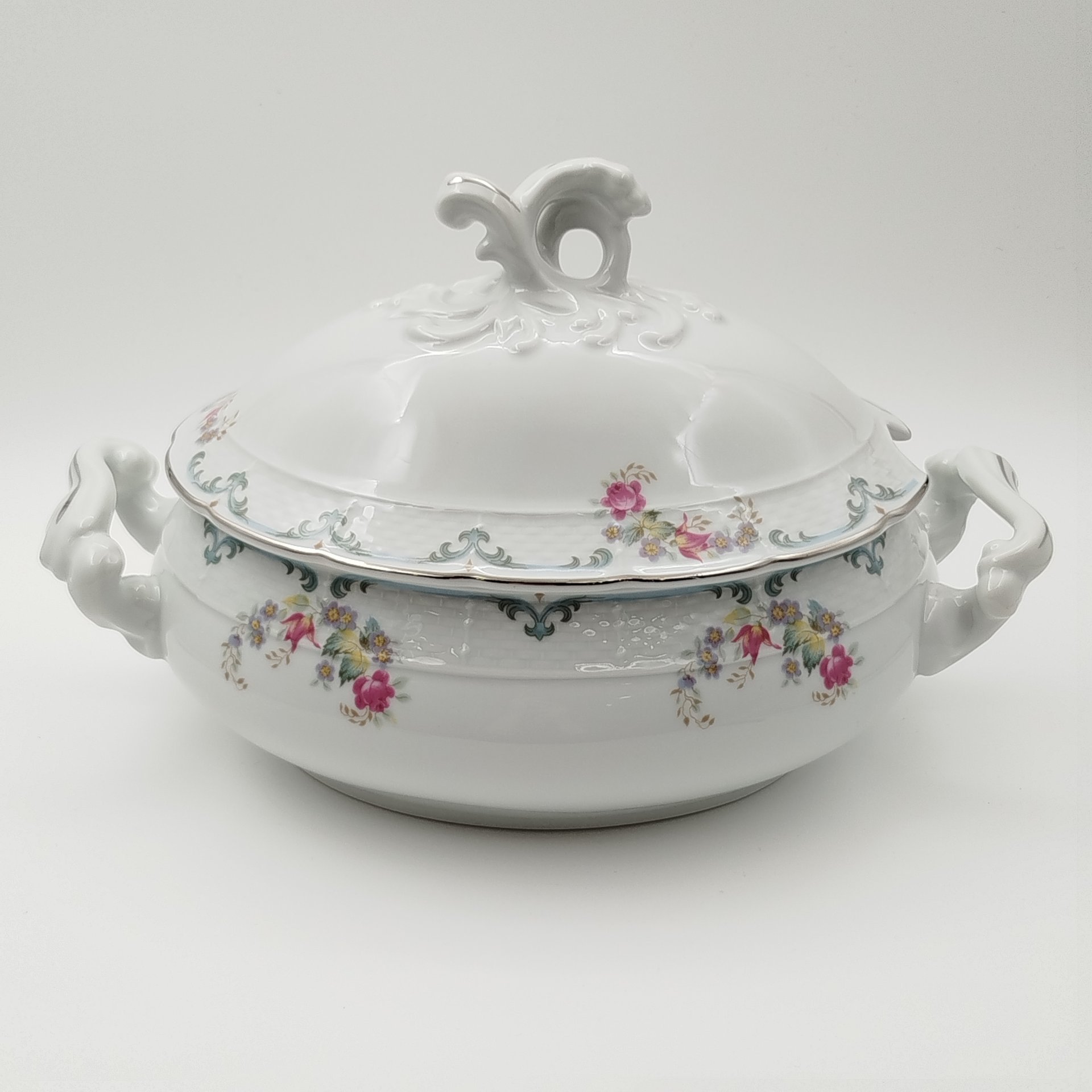 Супница/терина с цветочным декором, фарфор, деколь, Thun (Тун), Чехия, 2000-2020 гг.