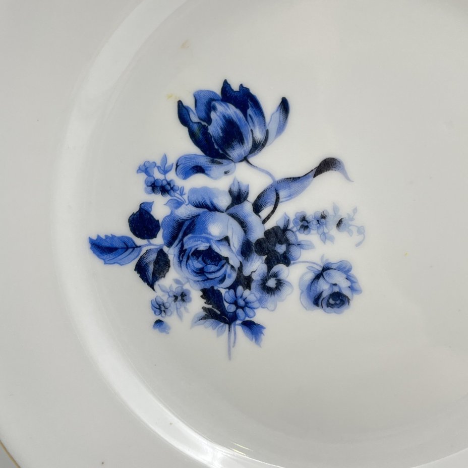 Набор из 5-ти пирожковых тарелок с декором в виде синих цветов, фарфор, деколь, золочение, Kahla, ГДР, 1968-1987 гг.