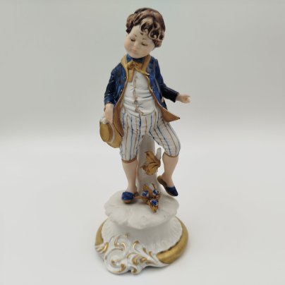 Статуэтка "На прогулке", автор Viеr Tasca, Capodimonte (Каподимонте)