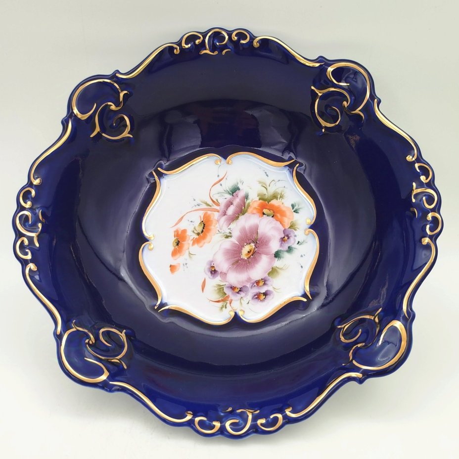 Салатник с фигурным краем и цветочным декором, Cluj-Napoca Porcelain