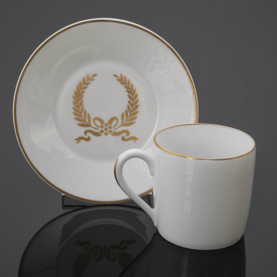 Кофейная  пара с декором в виде лаврового венка, Porcelaine de Paris