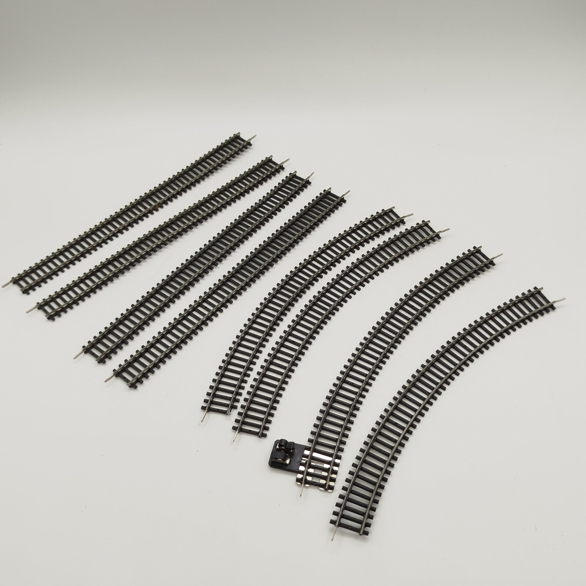 Набор из восьми рельс для железной дороги 9 мм., пластик, металл, Piko, ГДР, 1970-1980 гг.