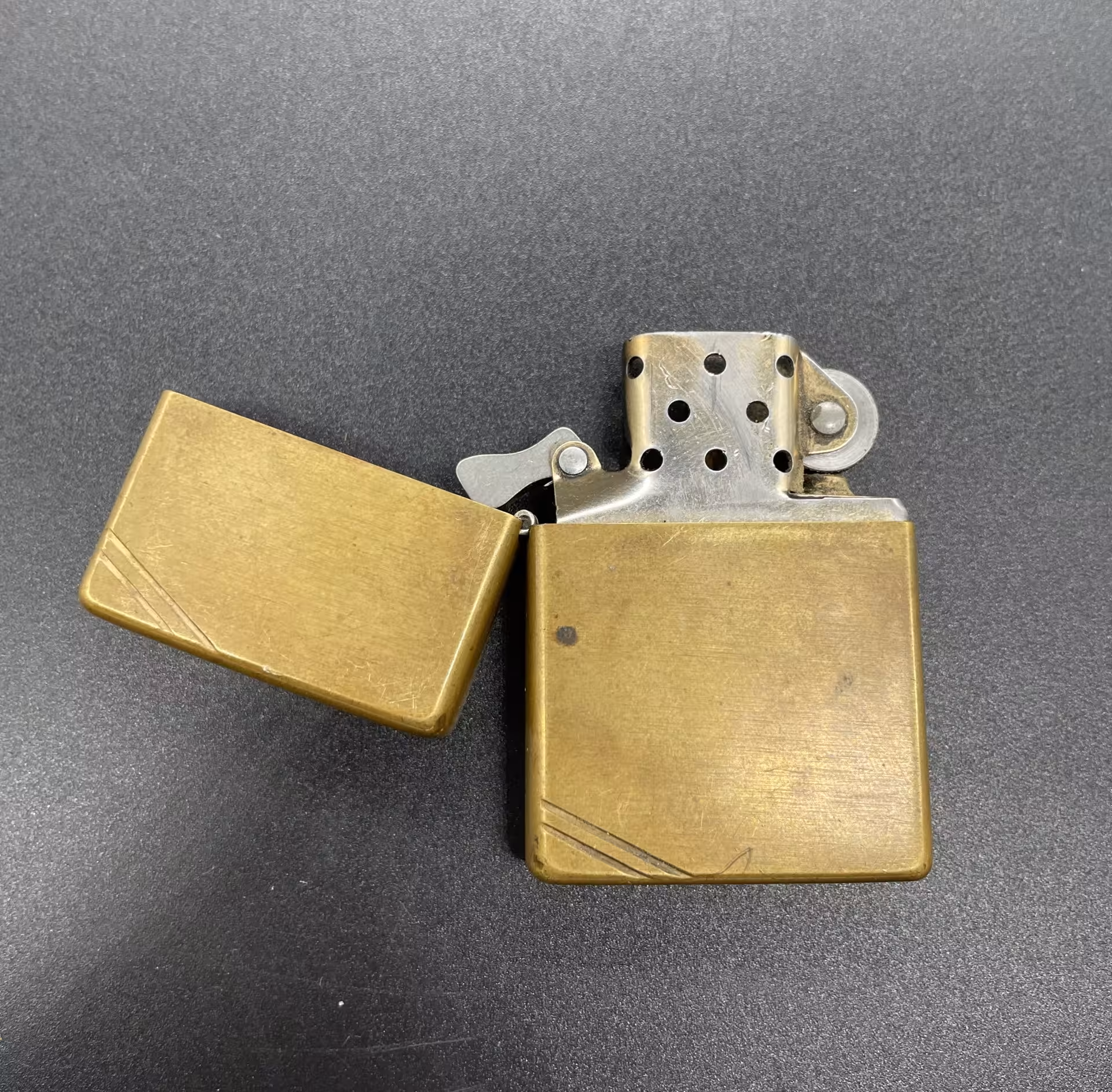 Зажигалка "Zippo" сделанная по модели корпуса 1946 года, Zippo