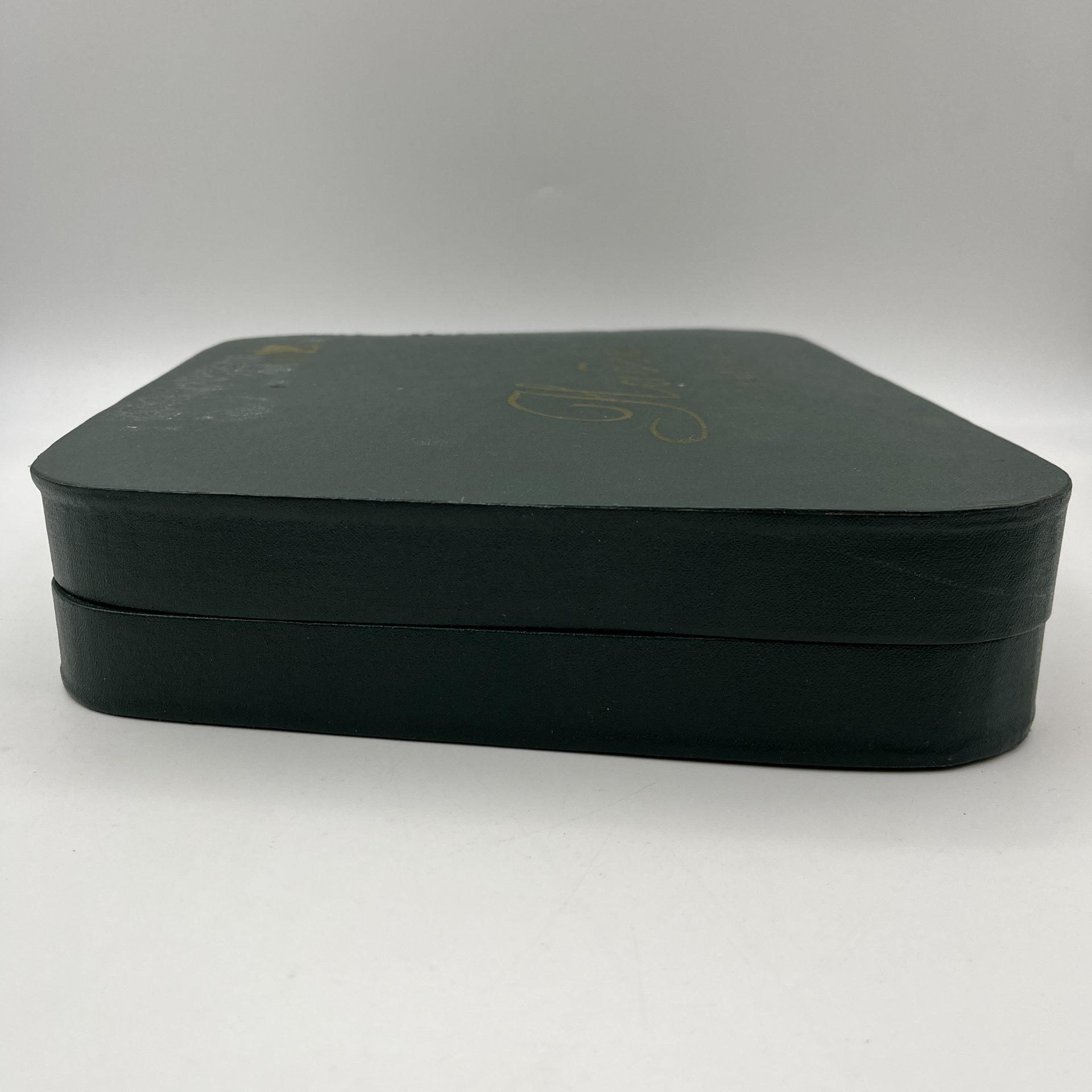 Набор столовых приборов (ножи, вилки, ложки и чайные ложки) на 6 персон, в оригинальной коробке