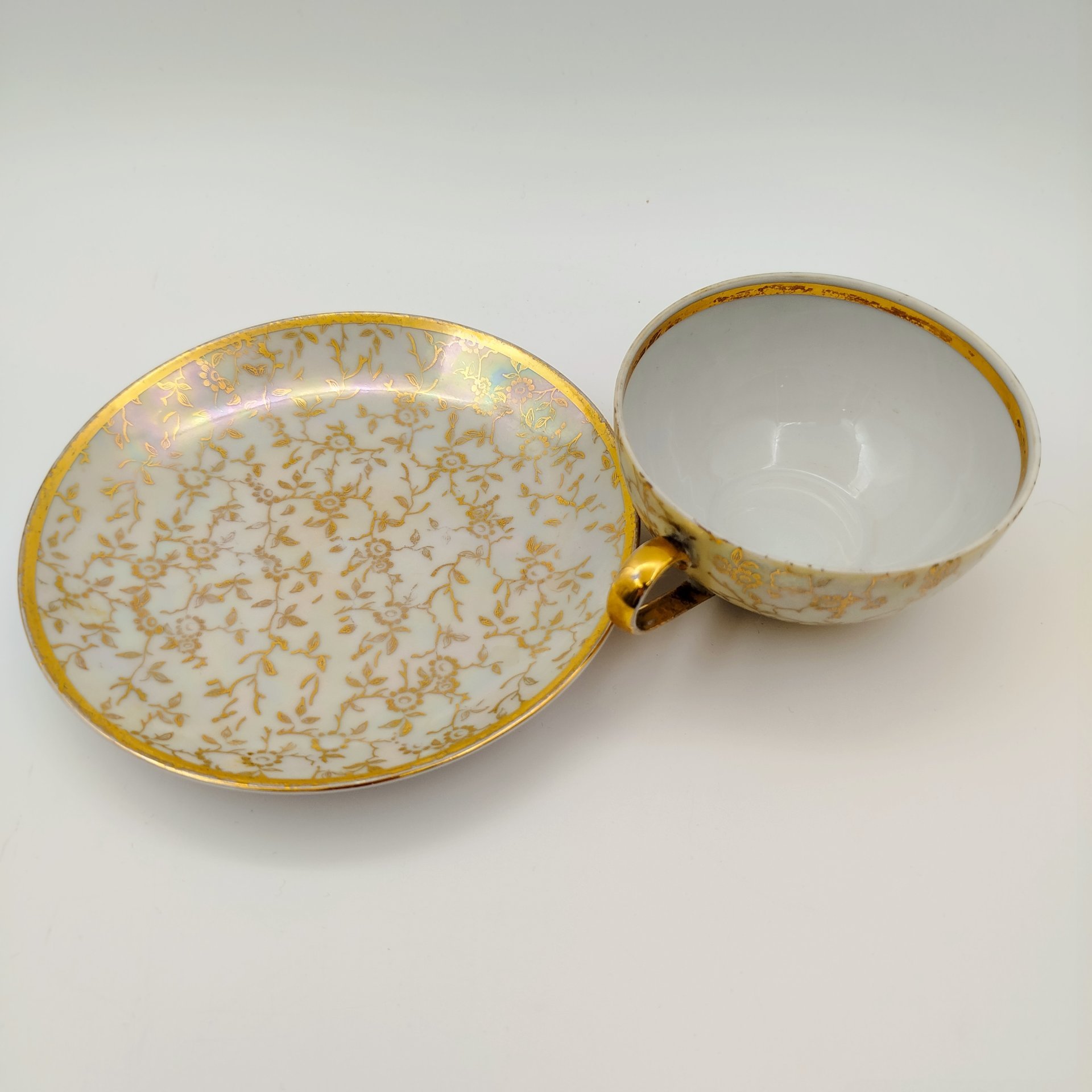 Чайная пара из сервиза "Мадонна", Carl Alberti, фарфор, крытье, деколь, золочение, Германия, 1945-1954 гг.