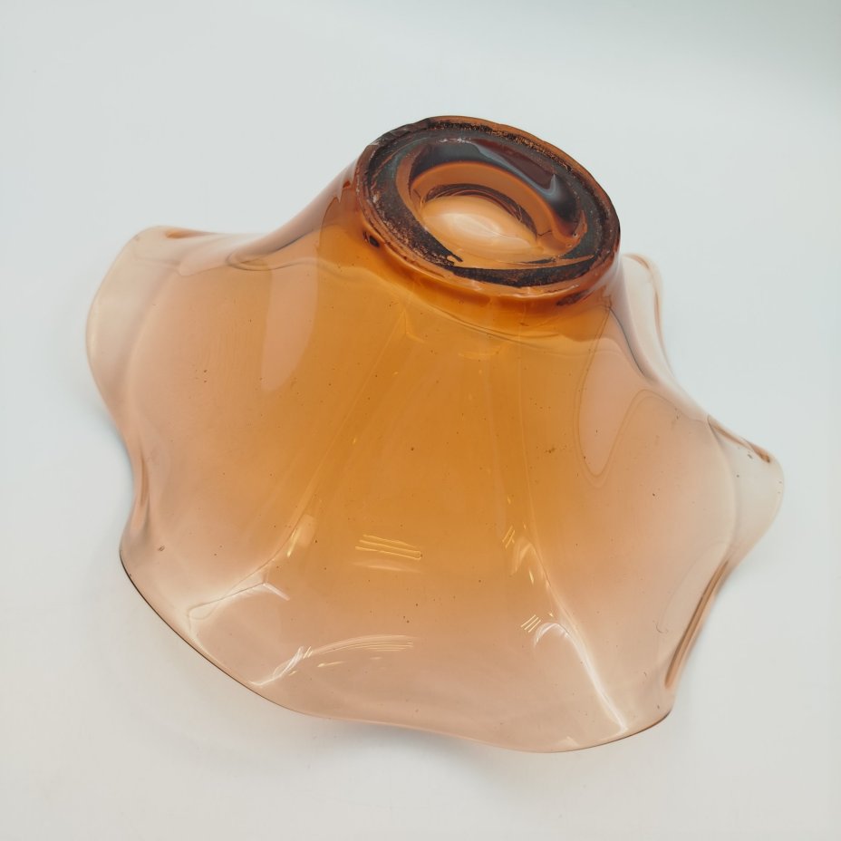 Конфетница с волнистым бортом, стекло, гутная техника, СССР, 1980-1990 гг.
