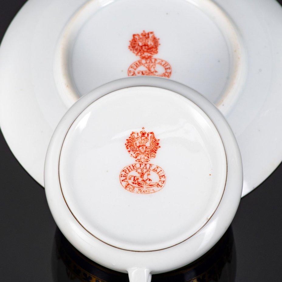 Кофейная пара, выполненная из костяного фарфора, фарфор, крытье, золочение, Фарфоровая фабрика Гарднера, Фарфоровая фабрика Гарднера