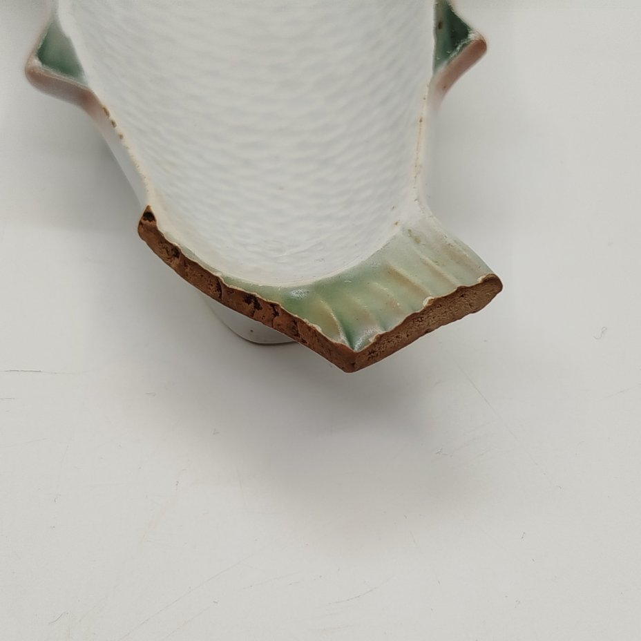 Блюдо сервировочное "Рыба", фаянс, Товарищество М.С. Кузнецова, Российская империя, 1889-1917 гг.