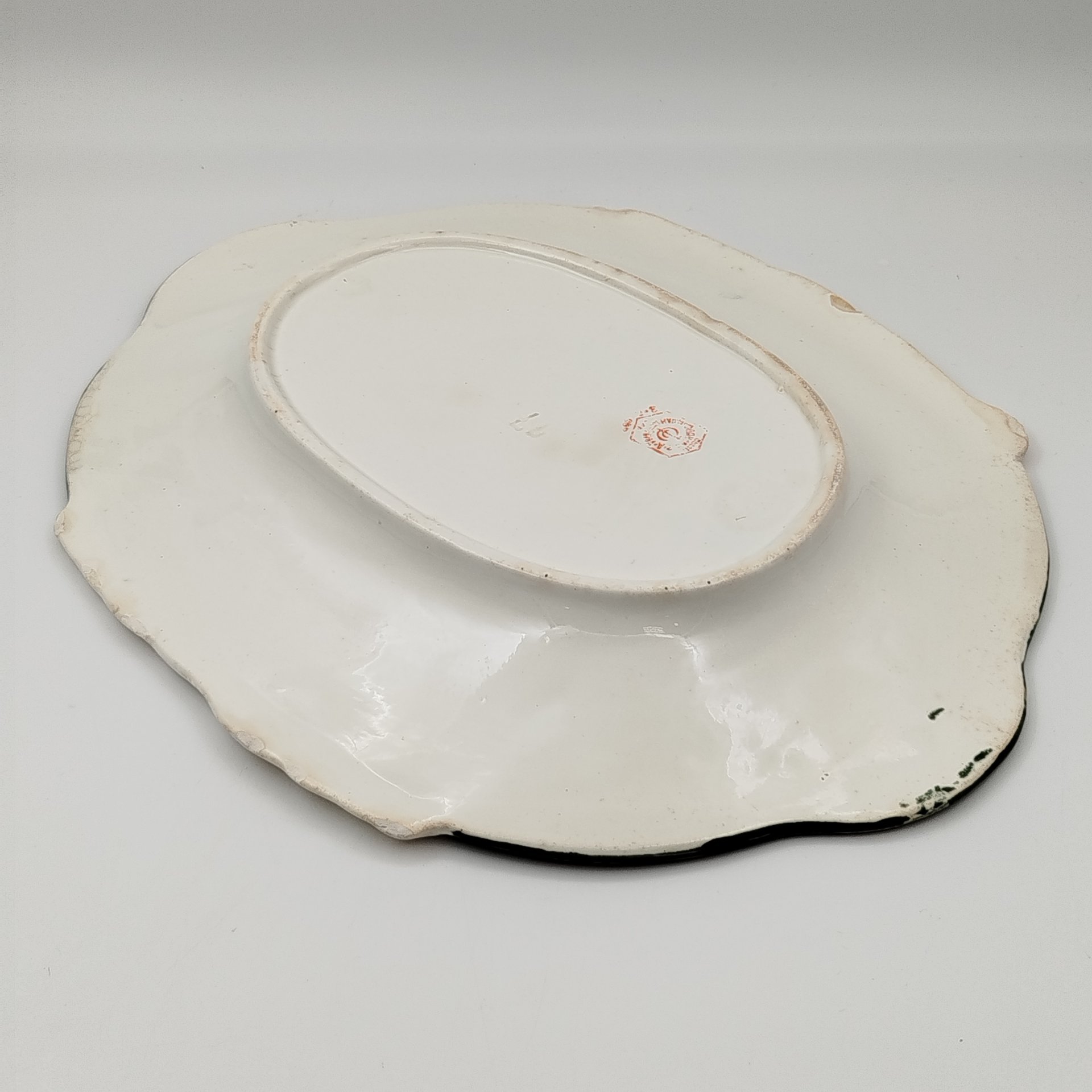 Блюдо (сухарница) "Рушник" с цветочным декором, фаянс, роспись, Каменнобродский фаянсовый завод, СССР, 1920-1930 гг.