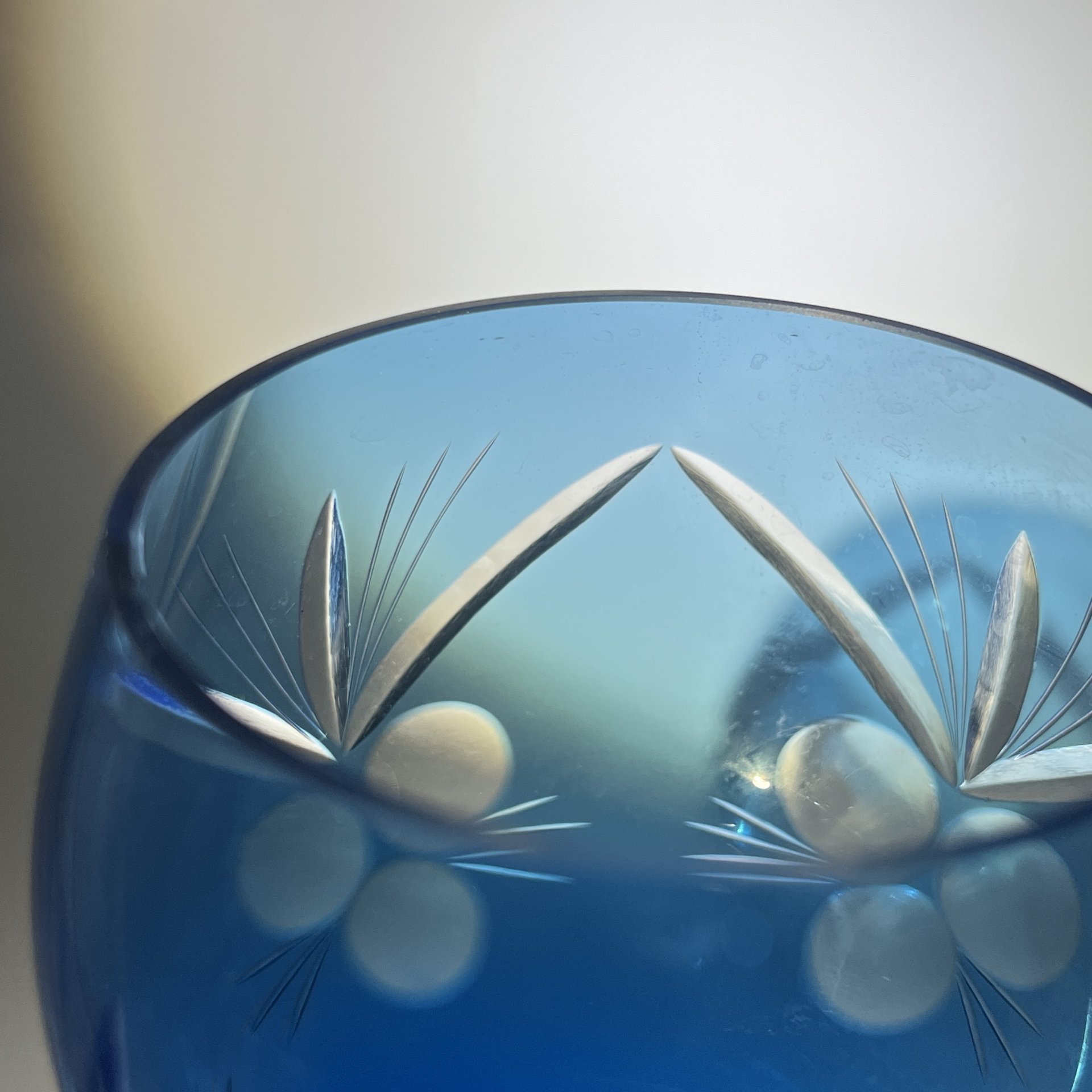 Фужер с резным декором в виде винограда, хрусталь, алмазная грань, Германия, 1970-1990 гг.