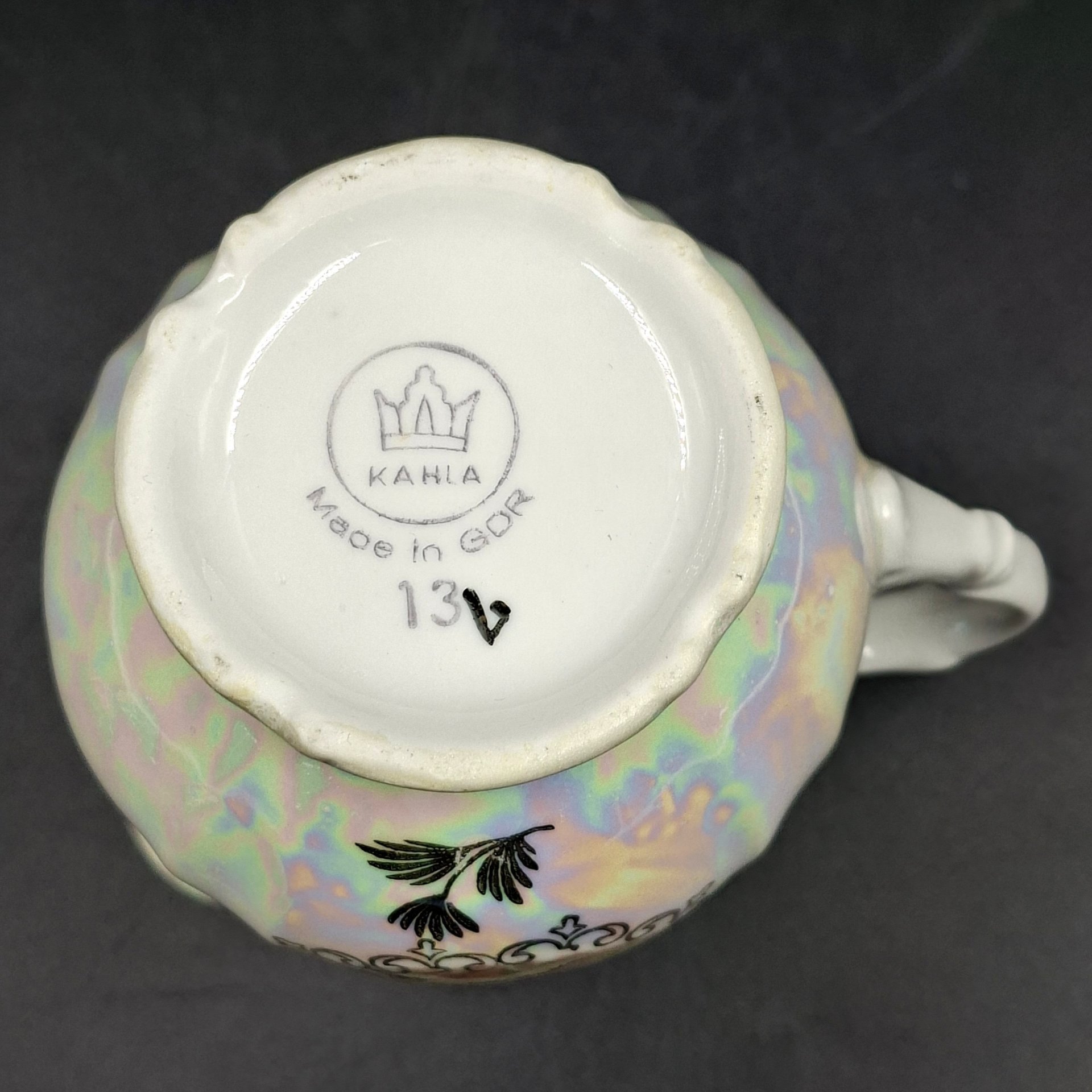 Молочник из сервиза "Мадонна", фарфор, деколь, люстр, золочение, Kahla, ГДР, 1960-1990 гг.