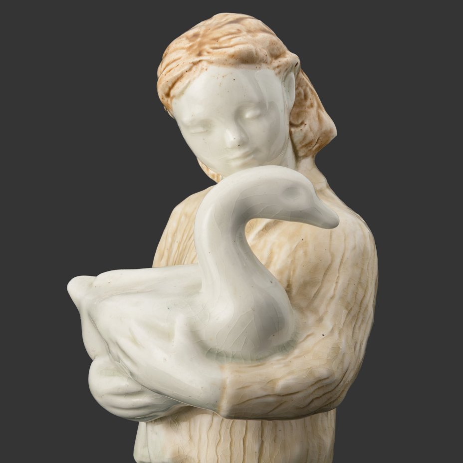 [Редкость] Статуэтка "Девочка с гусем", автор Холодная Мария Петровна, фаянс, роспись, Конаковский фаянсовый завод им. М.И. Калинина (ЗиК Конаково), СССР, 1950-1970 гг.