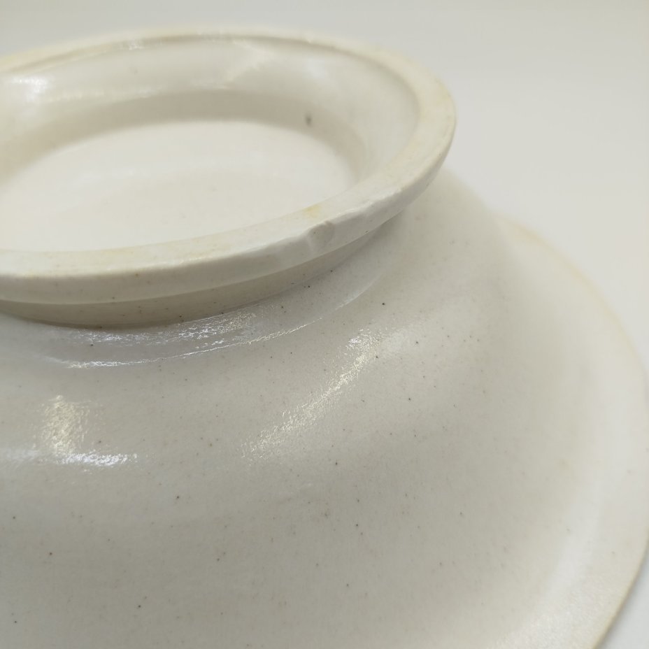 Конфетница на ножке