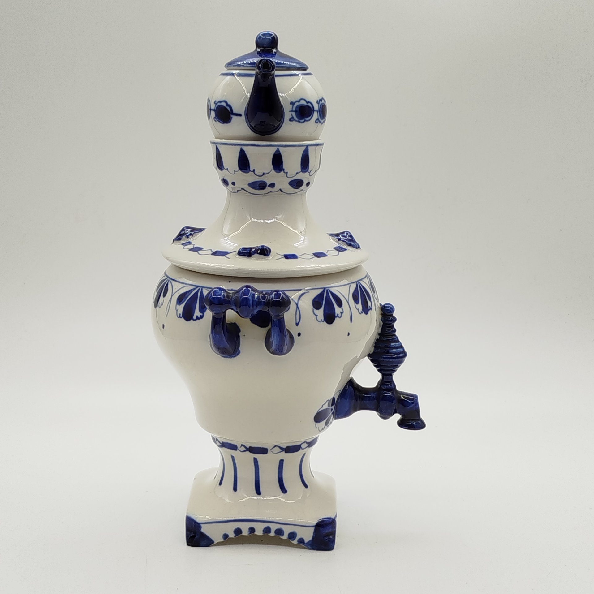 Самовар декоративный с миниатюрным чайником