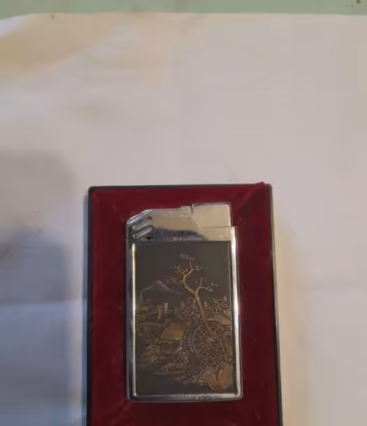 Зажигалка музыкальная