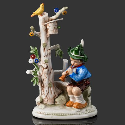 Статуэтка "Мальчик с дудочкой у скворечника", фарфор, роспись, Германия, 1950-1970 гг.