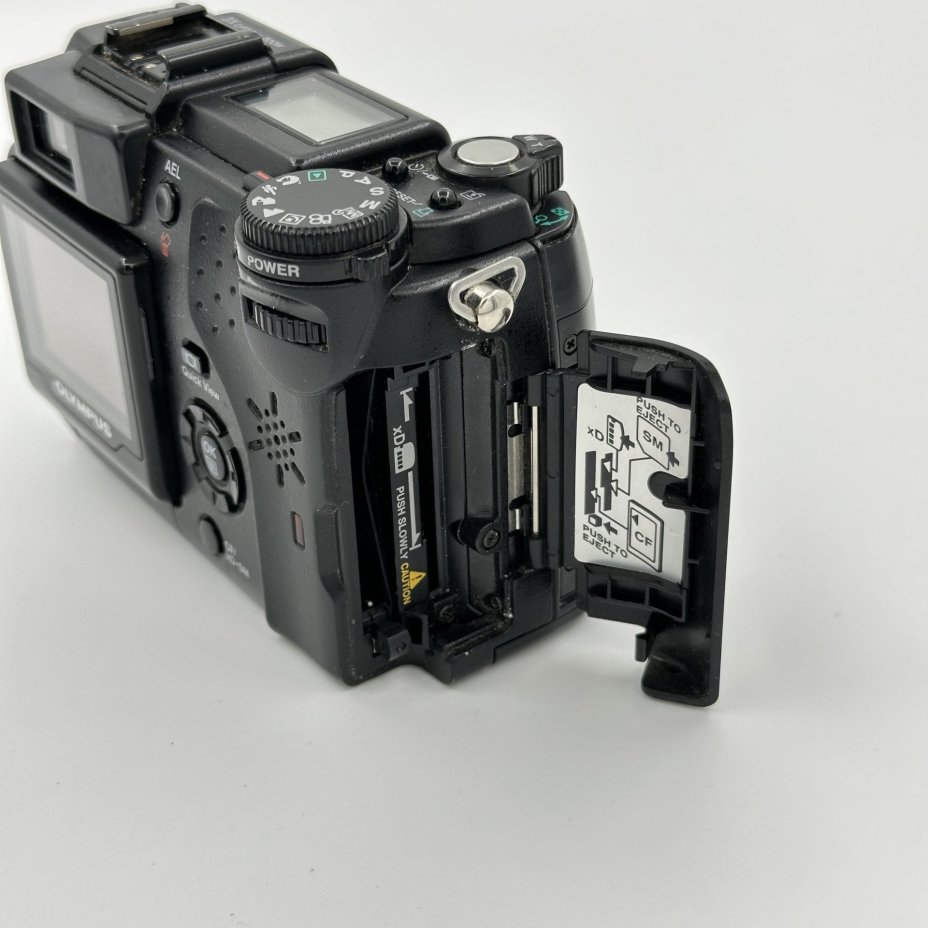 Фотоаппарат цифровой "Camedia c-5050 ZOOM", Olympus