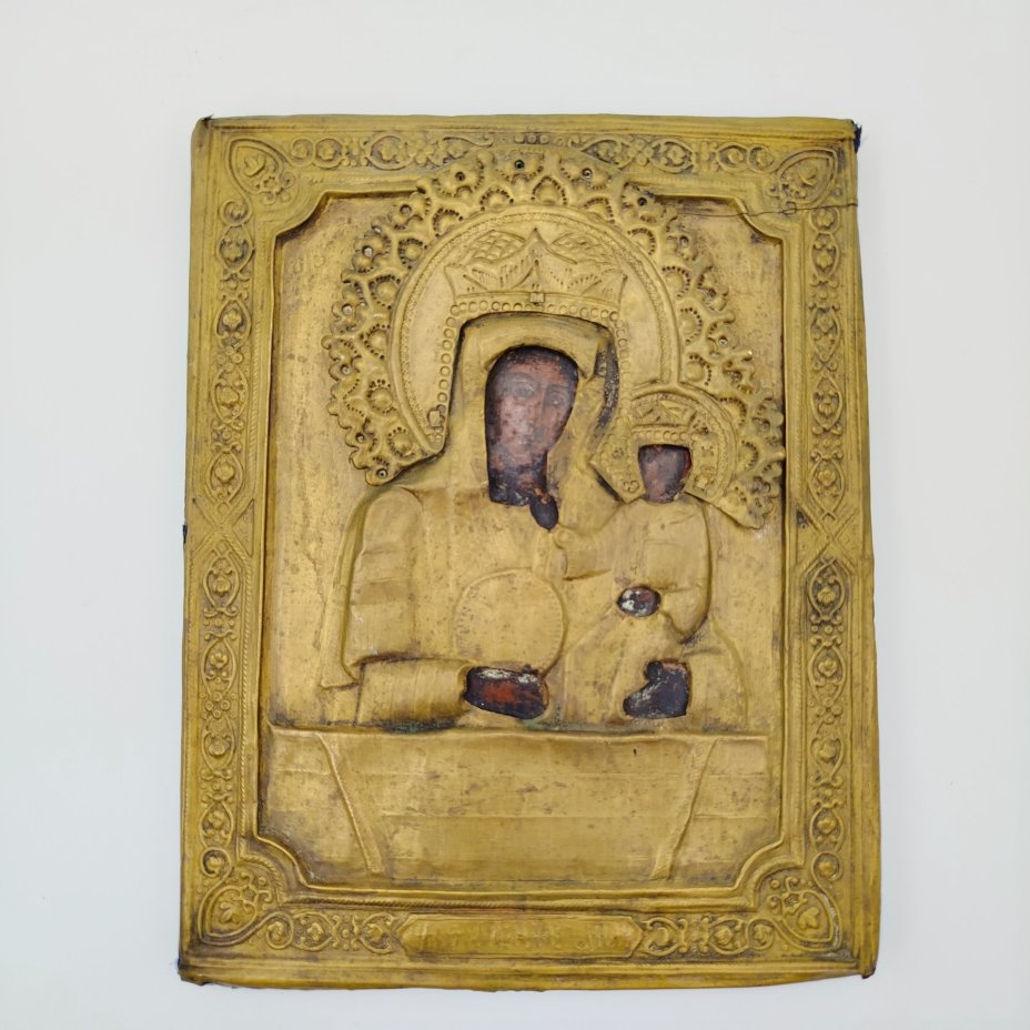 Икона "Образ Пресвятой Богородицы" (тип Одигитрия (Путеводительница)), дерево, темпера, латунь, Российская империя, 1890-1910 гг.