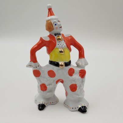 Статуэтка "Клоун", скульптор С.М. Орлов, фарфор, роспись, золочение, Дмитровский фарфоровый завод (ДФЗ Вербилки), СССР, 1965-1991 гг.