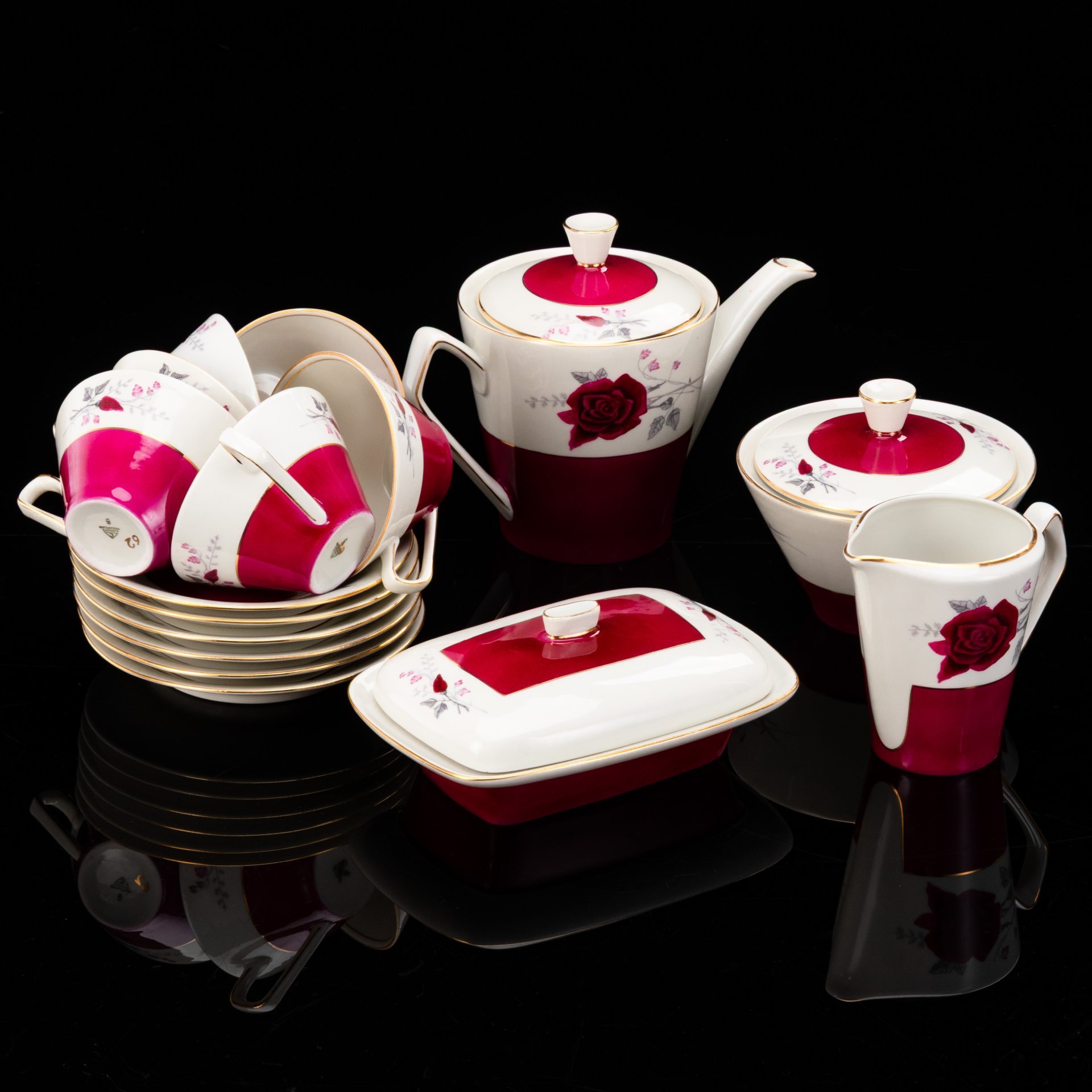 Сервиз кофейный, украшенный цветочным декором (16 предметов), Chodziez