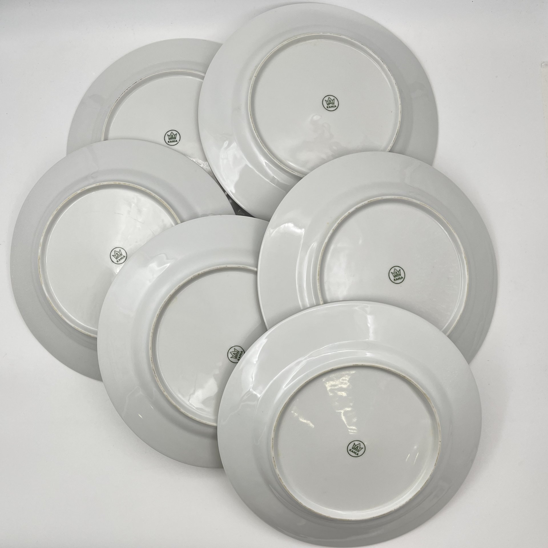 Набор из 6-ти обеденных тарелок с декором в виде синих цветов