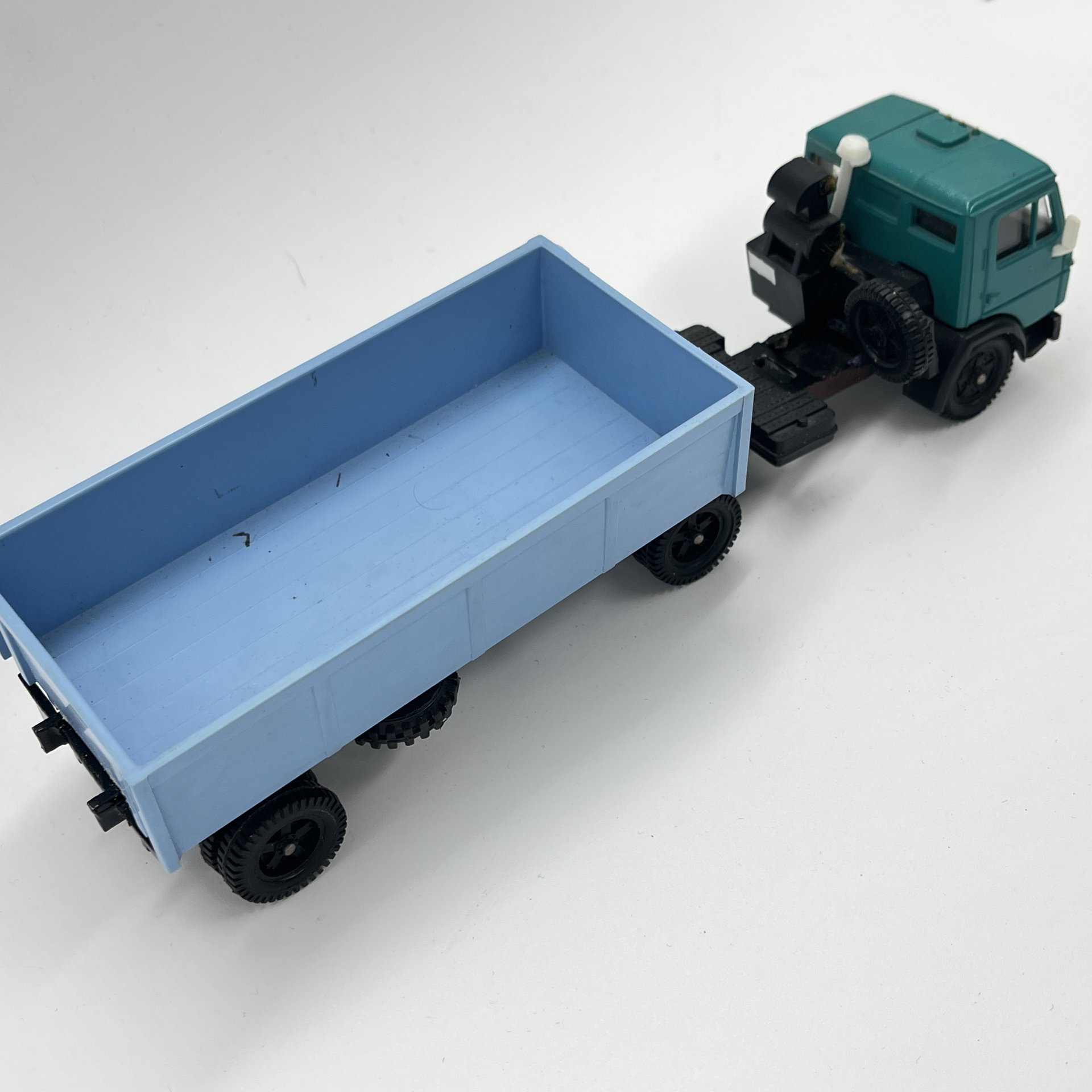 Модель коллекционная "КАМАЗ 5320", металл, пластик