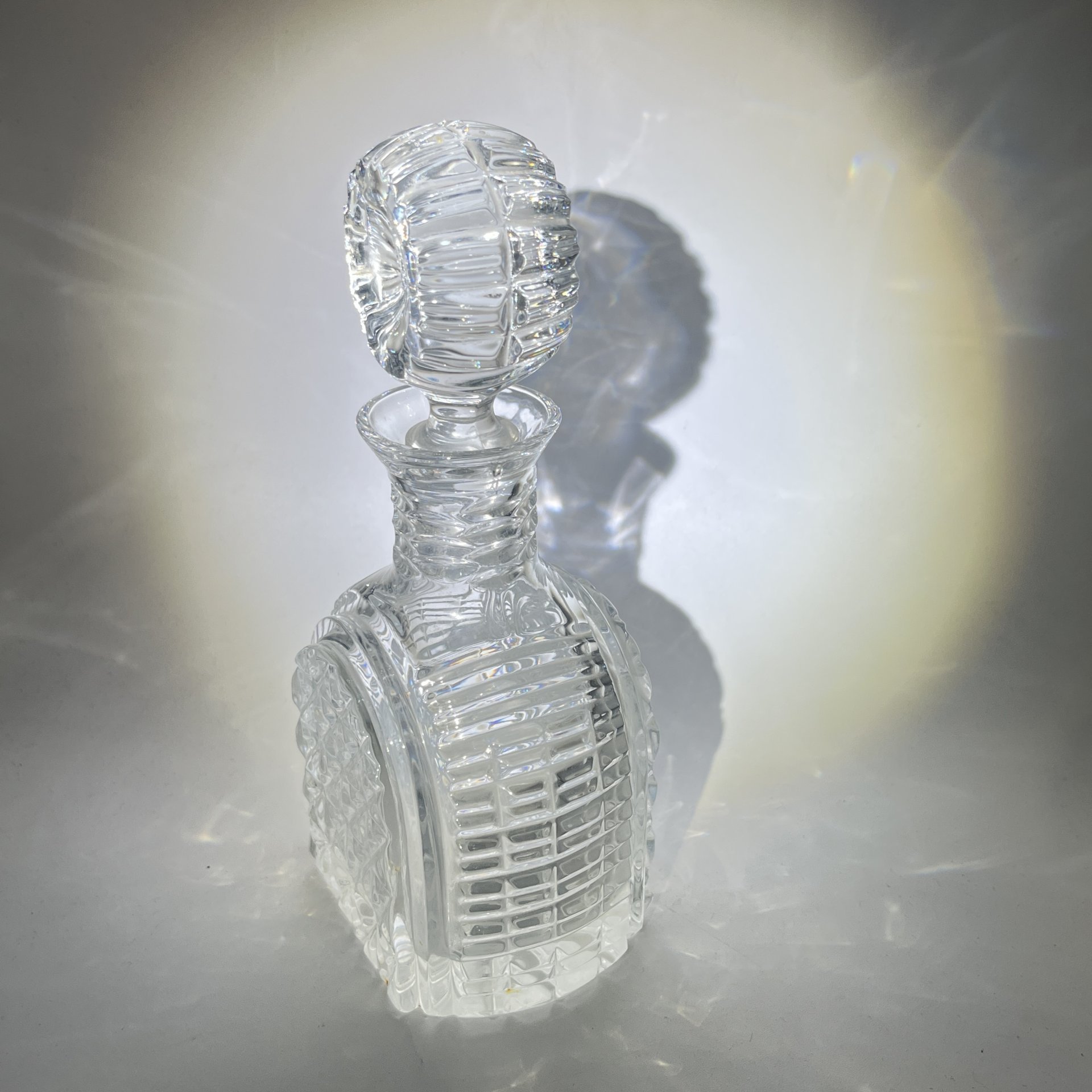 Графин небольшого размера с геометрическим декором, хрусталь, пресс, СССР, 1970-1990 гг.