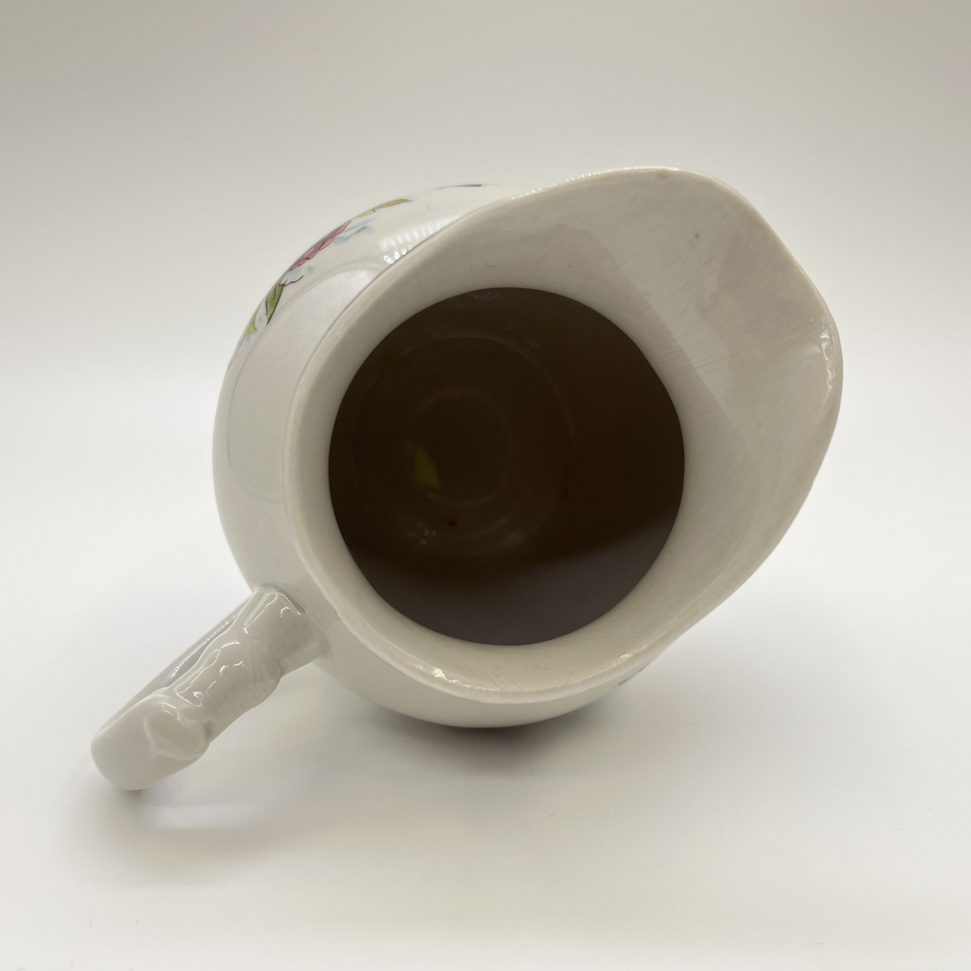 Молочник, украшенный цветочным декором, фарфор, деколь, золочение, Дулевский фарфоровый завод (Дулёво), СССР, 1963 г.