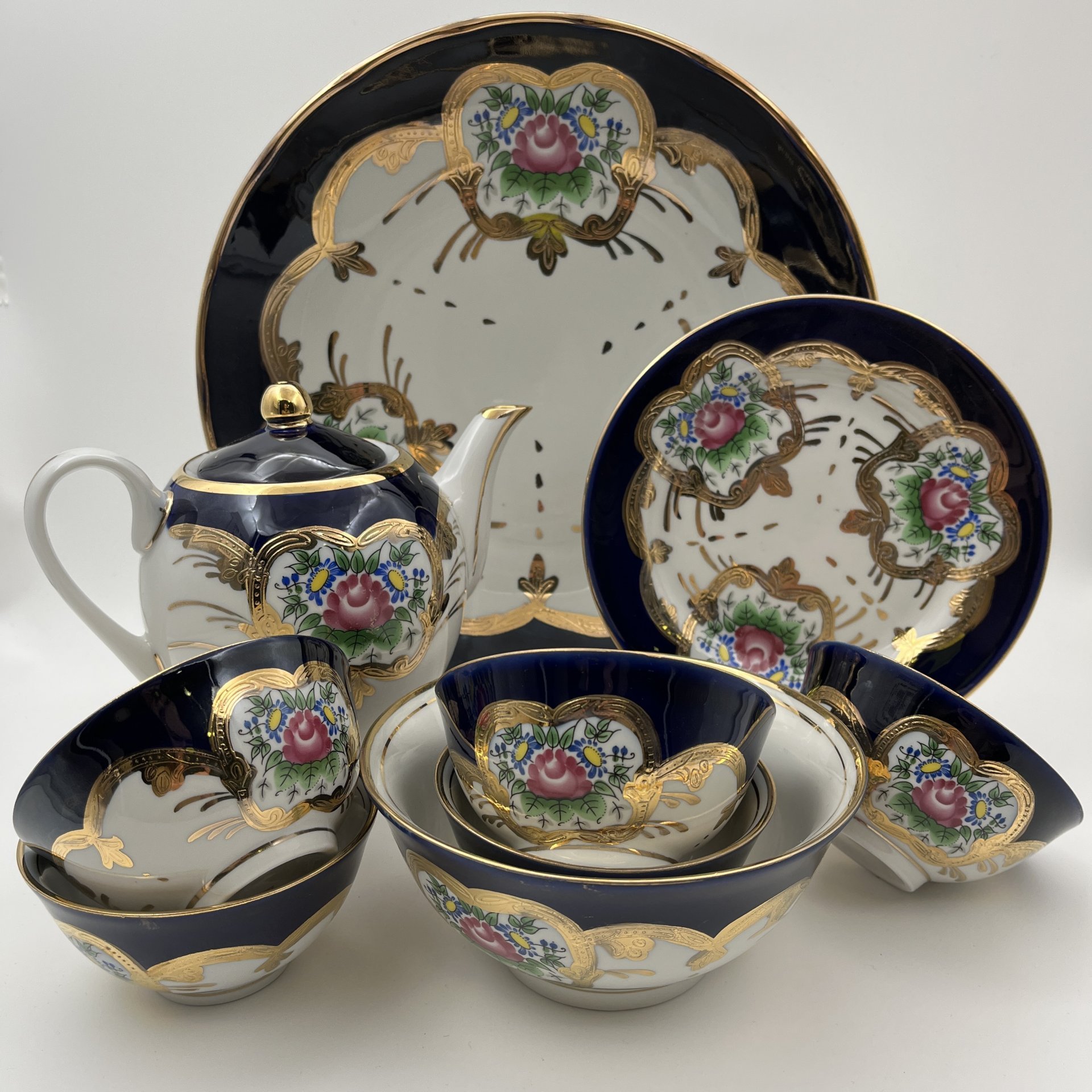 Набор чайный с цветочным декором на 5 персон (9 предметов)